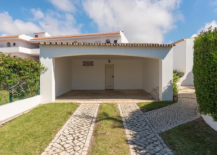 度假居 Oura Family House *