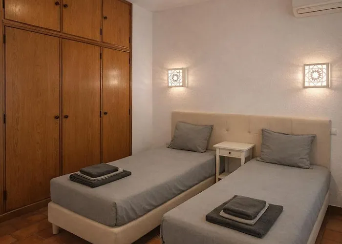 Oura Family House 度假居